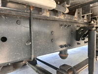 UDトラックスクオンパネルウイング大型（10t）[写真38]