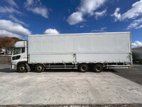 UDトラックスクオンパネルウイング大型（10t）[写真05]