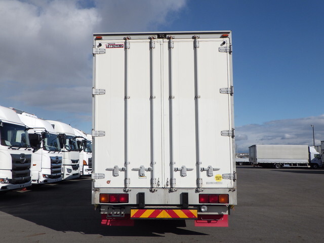 日野プロフィアアルミウイング大型（10t）[写真12]