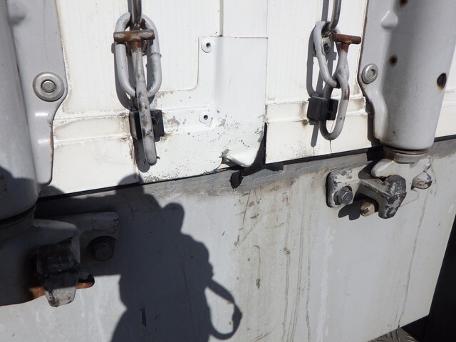 日野プロフィアアルミウイング大型（10t）[写真34]