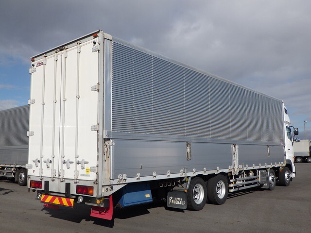 日野プロフィアアルミウイング大型（10t）[写真04]