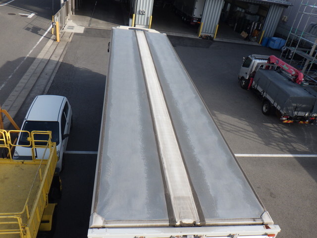 日野プロフィアアルミウイング大型（10t）[写真05]