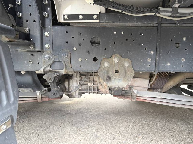 日野プロフィアアルミウイング大型（10t）[写真22]