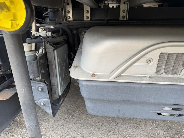 日野デュトロ冷凍車（冷蔵車）小型（2t・3t）[写真24]