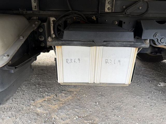 日野デュトロ冷凍車（冷蔵車）小型（2t・3t）[写真26]