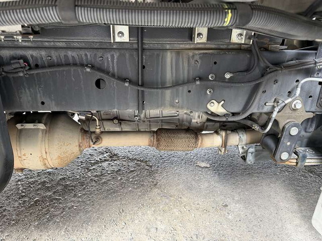 日野デュトロ冷凍車（冷蔵車）小型（2t・3t）[写真31]