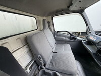 日野デュトロ冷凍車（冷蔵車）小型（2t・3t）[写真39]