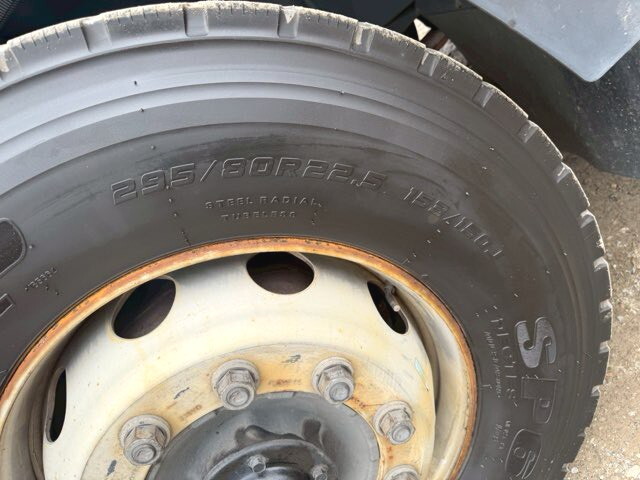 三菱ふそうスーパーグレートトレーラーヘッド（トラクターヘッド）大型（10t）[写真13]