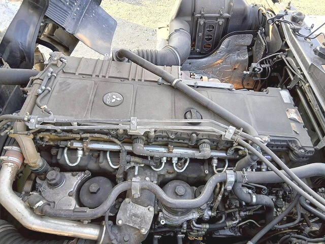 三菱ふそうスーパーグレートタンク車（タンクローリー）大型（10t）[写真15]