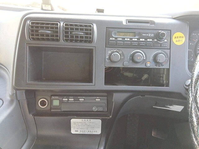 三菱ふそうスーパーグレートタンク車（タンクローリー）大型（10t）[写真21]