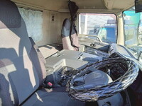 三菱ふそうスーパーグレートタンク車（タンクローリー）大型（10t）[写真25]