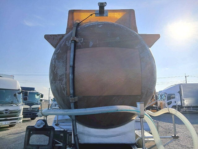 三菱ふそうスーパーグレートタンク車（タンクローリー）大型（10t）[写真27]