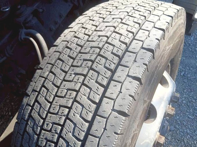 三菱ふそうスーパーグレートタンク車（タンクローリー）大型（10t）[写真09]