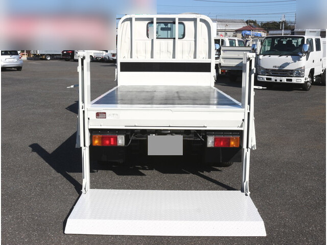 日野デュトロ平ボディ小型（2t・3t）[写真13]