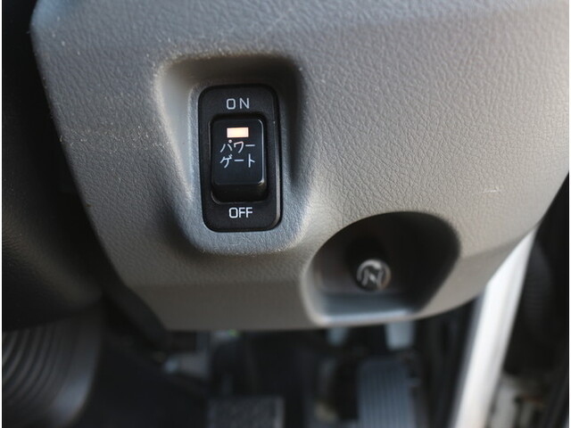 日野デュトロ平ボディ小型（2t・3t）[写真31]