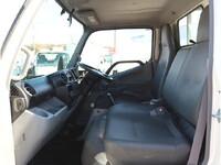 日野デュトロ平ボディ小型（2t・3t）[写真34]