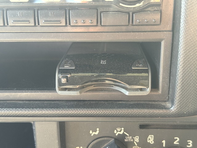 日野デュトロ高所作業車小型（2t・3t）[写真10]