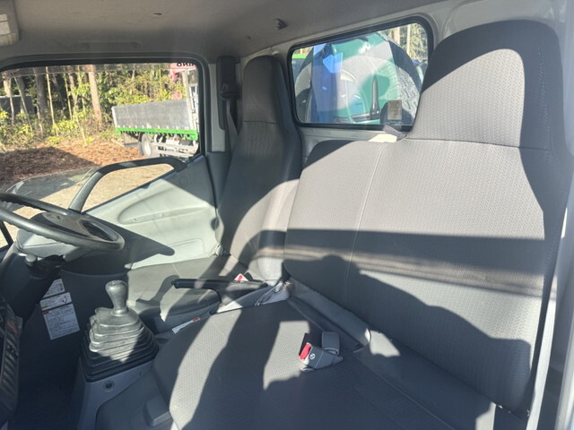 日野デュトロ高所作業車小型（2t・3t）[写真13]