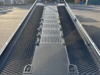 いすゞエルフセーフティローダー小型（2t・3t）[写真13]