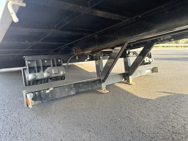 いすゞエルフセーフティローダー小型（2t・3t）[写真19]