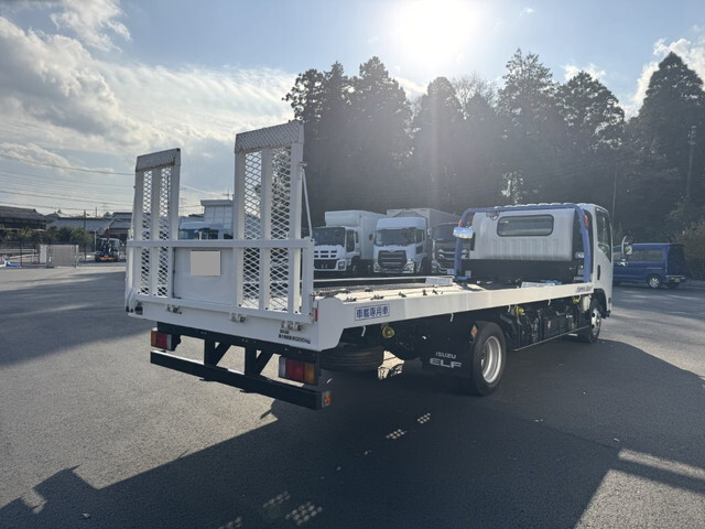 いすゞエルフセーフティローダー小型（2t・3t）[写真02]