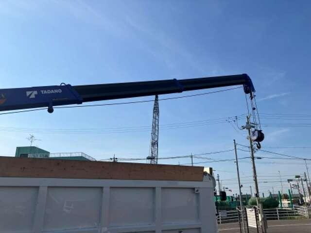 いすゞエルフダンプ・クレーン付小型（2t・3t）[写真12]