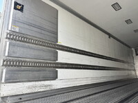 いすゞギガ冷凍車（冷蔵車）大型（10t）[写真13]