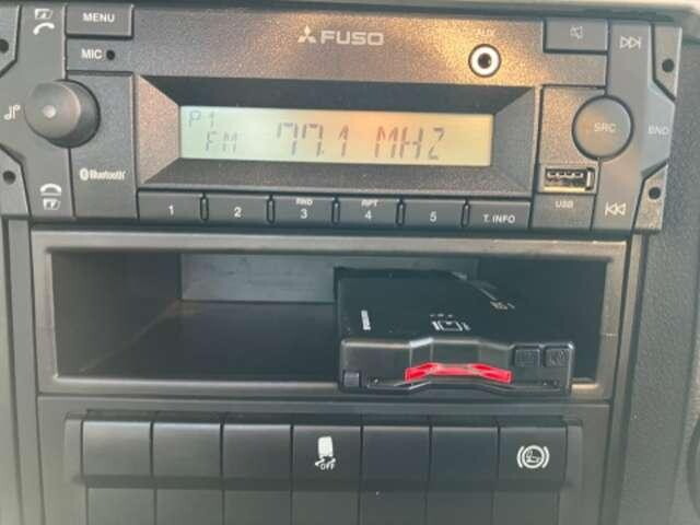 三菱ふそうファイター平ボディ中型（4t）[写真11]