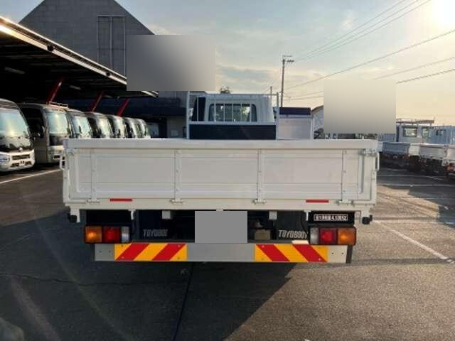 三菱ふそうファイター平ボディ中型（4t）[写真05]