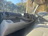 日野デュトロパッカー車（塵芥車）小型（2t・3t）[写真18]