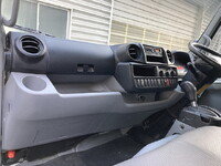 日野デュトロアルミバン小型（2t・3t）[写真19]