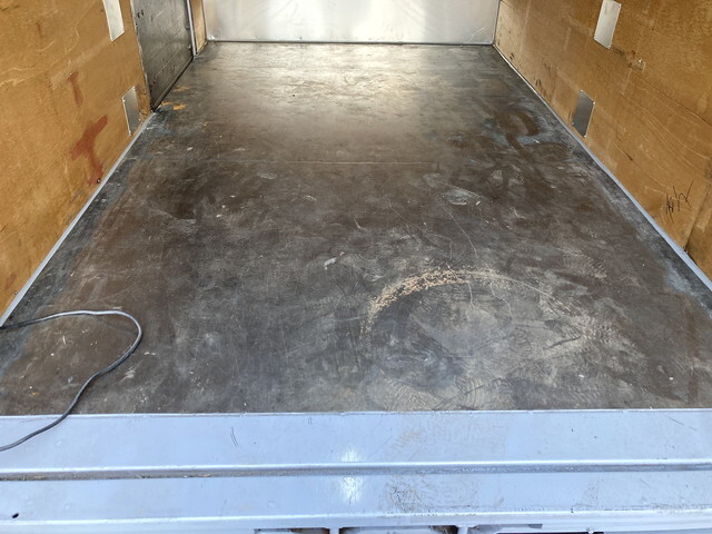 日野デュトロアルミバン小型（2t・3t）[写真22]