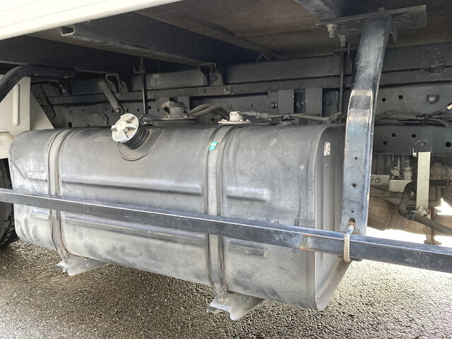 日野デュトロアルミバン小型（2t・3t）[写真39]