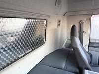 三菱ふそうスーパーグレートアルミウイング大型（10t）[写真22]