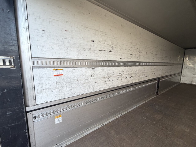 三菱ふそうスーパーグレートアルミウイング大型（10t）[写真06]