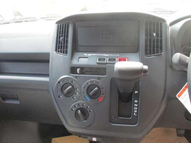 トヨタタウンエースバン小型（2t・3t）[写真11]