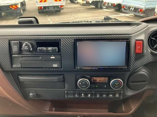 日野レンジャークレーン4段増トン（6t・8t）[写真13]