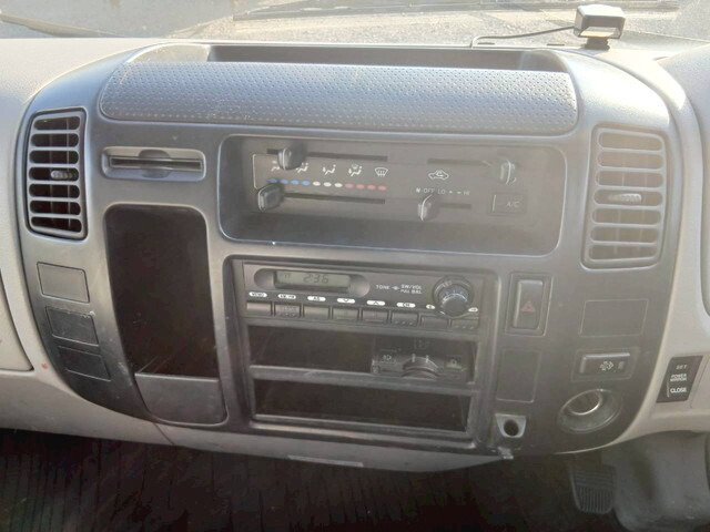 日野デュトロ高所作業車小型（2t・3t）[写真26]