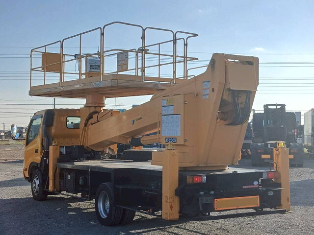 日野デュトロ高所作業車小型（2t・3t）[写真04]