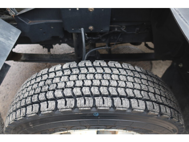 いすゞフォワードダンプ中型（4t）[写真15]