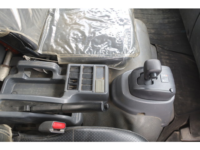 いすゞフォワードダンプ中型（4t）[写真37]