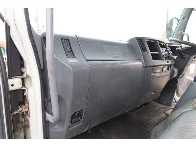 いすゞフォワードダンプ中型（4t）[写真38]