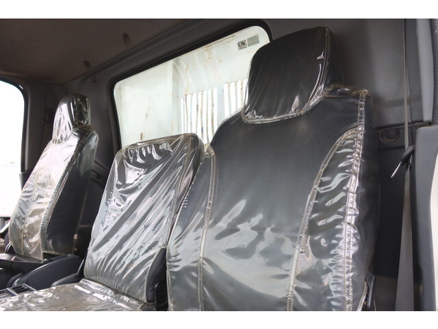 いすゞフォワードダンプ中型（4t）[写真39]