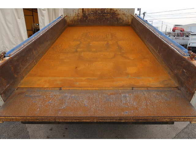 いすゞフォワードダンプ中型（4t）[写真08]