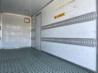 いすゞエルフパネルバン小型（2t・3t）[写真14]