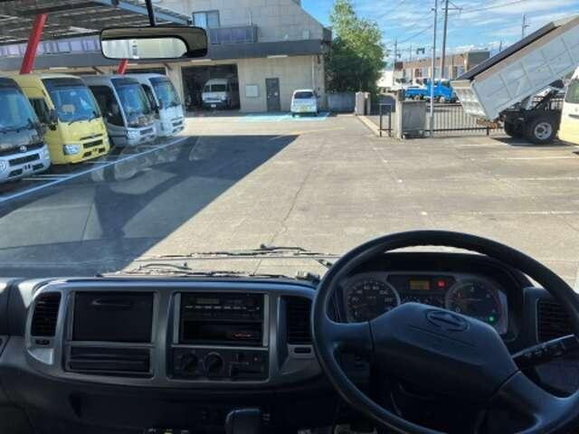 日野レンジャーダンプ中型（4t）[写真10]