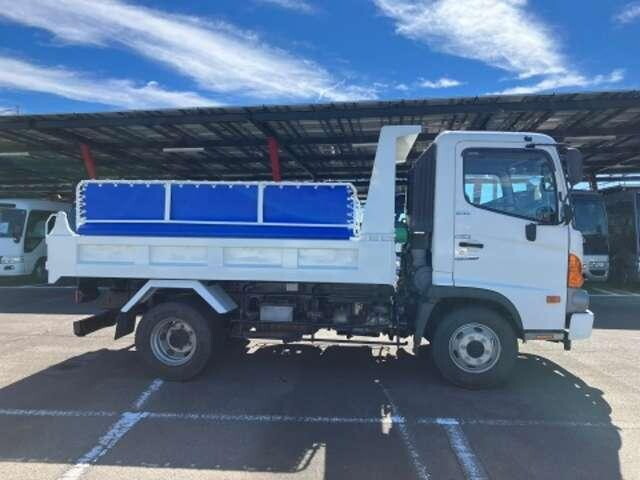 日野レンジャーダンプ中型（4t）[写真09]