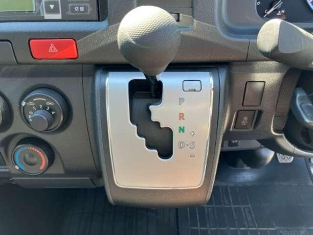 トヨタハイエース冷凍車（冷蔵車）小型（2t・3t）[写真16]