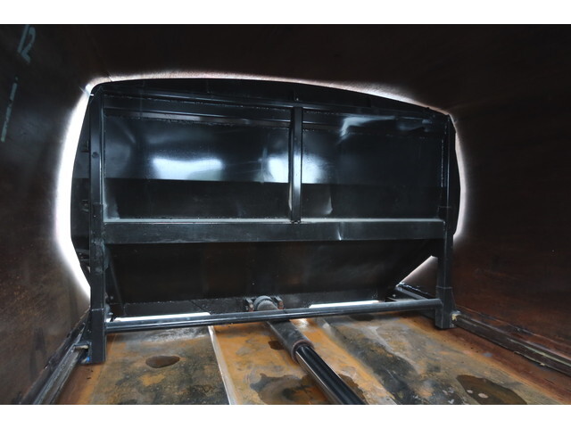 いすゞエルフパッカー車（塵芥車）小型（2t・3t）[写真17]