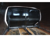 いすゞエルフパッカー車（塵芥車）小型（2t・3t）[写真18]